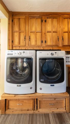 21 Harvey Street, Hyde Park, NY 12538