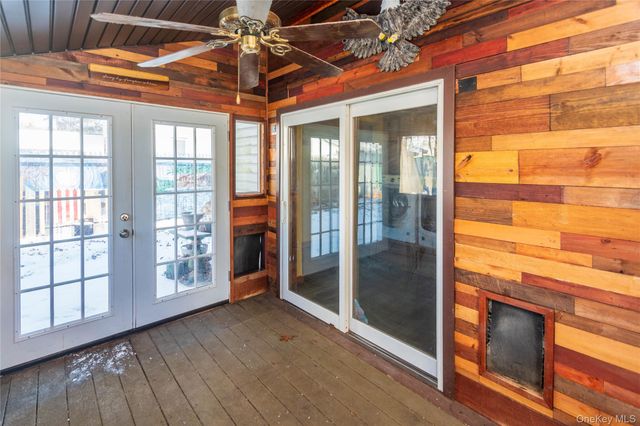 21 Harvey Street, Hyde Park, NY 12538