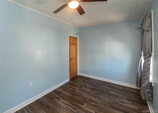 21 Harvey Street, Hyde Park, NY 12538