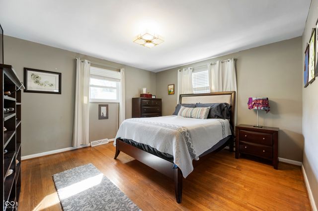 1325 Alimingo Drive, Indianapolis, IN 46260
