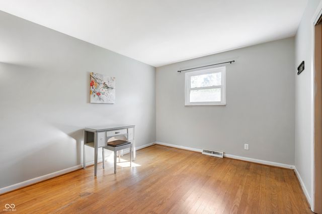 1325 Alimingo Drive, Indianapolis, IN 46260
