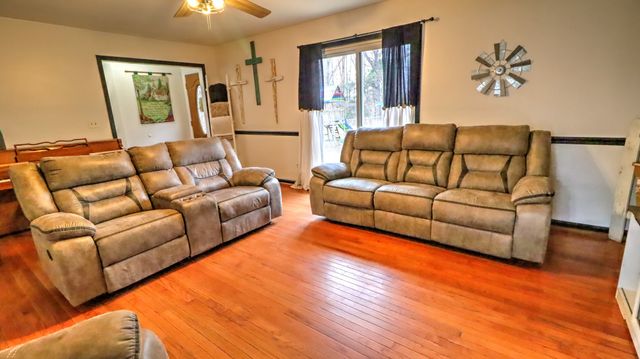 129 Bagsby Hill Ln, Dover, TN 37058