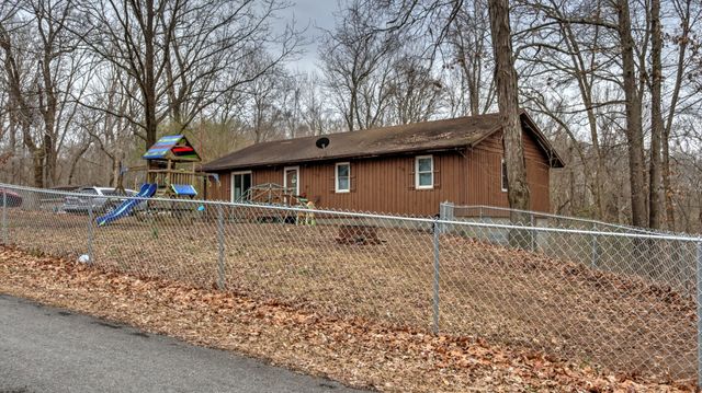 129 Bagsby Hill Ln, Dover, TN 37058