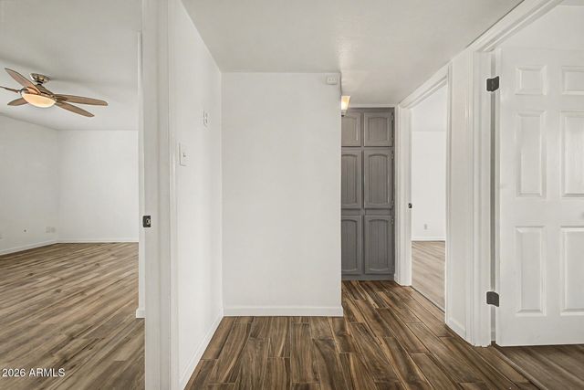 4831 S ROBERTS Road, Tempe, AZ 85282