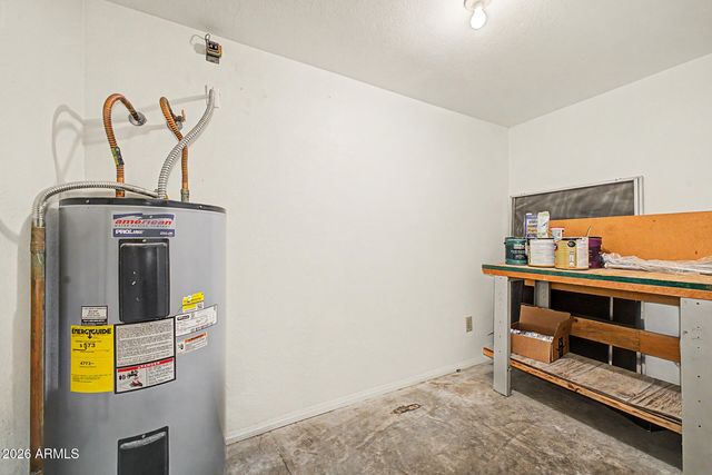 4831 S ROBERTS Road, Tempe, AZ 85282