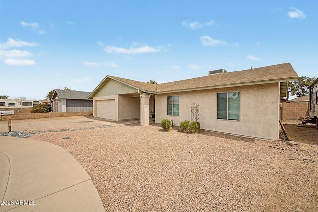 4831 S ROBERTS Road, Tempe, AZ 85282