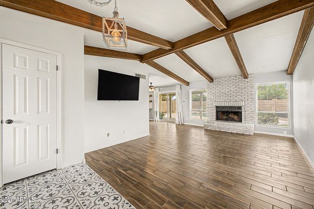 4831 S ROBERTS Road, Tempe, AZ 85282