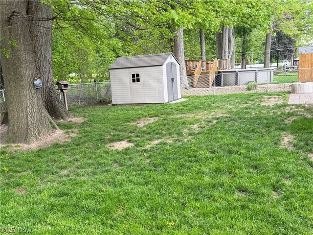 4291 Brendan Lane, North Olmsted, OH 44070