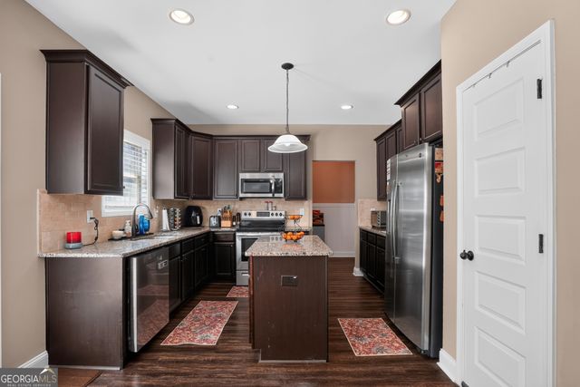 312 Conway Court, Mcdonough, GA 30252