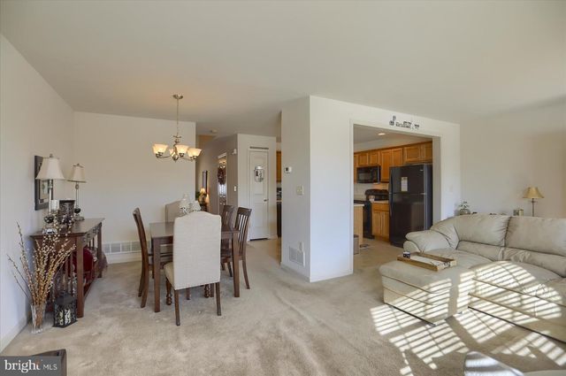 6133 TERRY DAVIS CT, Harrisburg, PA 17111