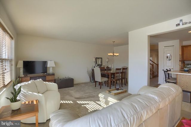 6133 TERRY DAVIS CT, Harrisburg, PA 17111