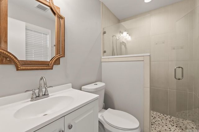 2 Forest Maple Court, Little Rock, AR 72223