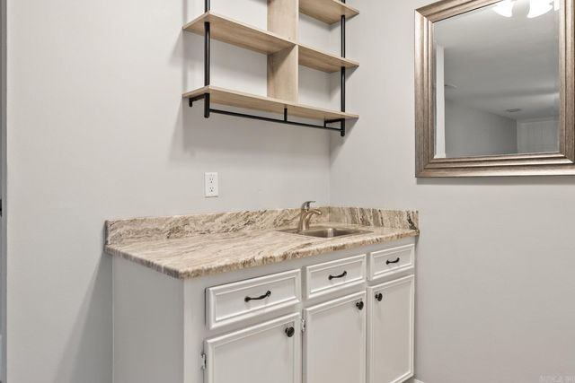 2 Forest Maple Court, Little Rock, AR 72223