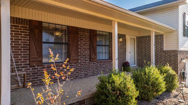 2 Forest Maple Court, Little Rock, AR 72223