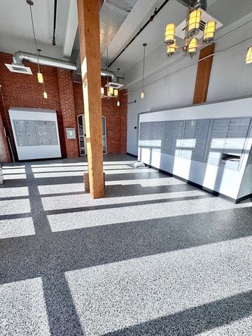 146 Court Street 408, Brockton, MA 02302