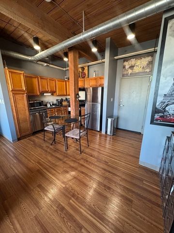 146 Court Street 408, Brockton, MA 02302