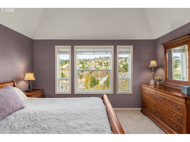 9625 Nw FLEISCHNER St, Portland, OR 97229