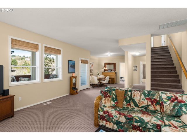 9625 Nw FLEISCHNER St, Portland, OR 97229