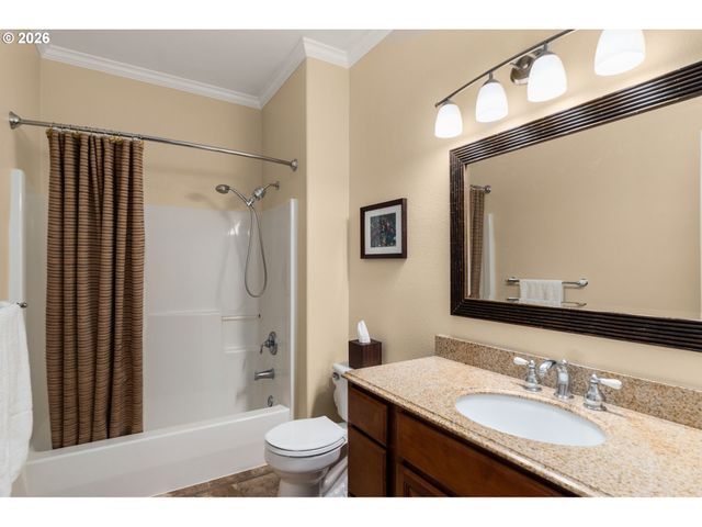 9625 Nw FLEISCHNER St, Portland, OR 97229