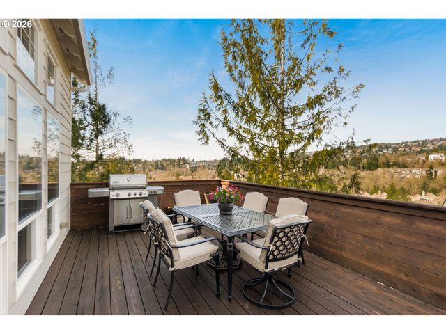 9625 Nw FLEISCHNER St, Portland, OR 97229