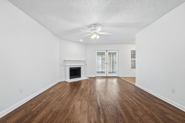 2910 Chisholm Trail, Corinth, TX 76210