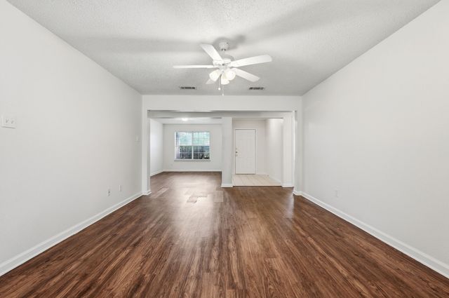 2910 Chisholm Trail, Corinth, TX 76210