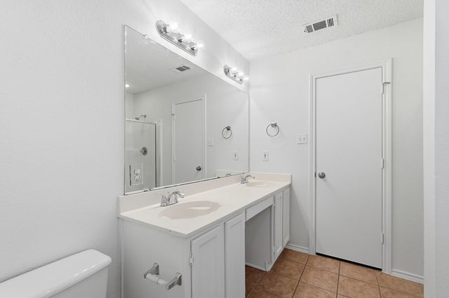 2910 Chisholm Trail, Corinth, TX 76210