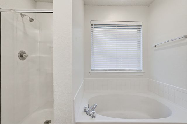 2910 Chisholm Trail, Corinth, TX 76210