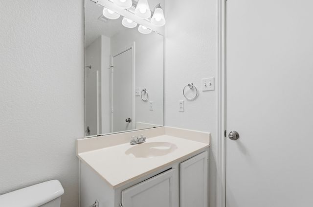 2910 Chisholm Trail, Corinth, TX 76210