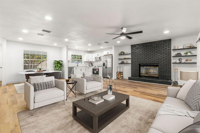 1514 STONEHAVEN WAY, Tarpon Springs, FL 34689