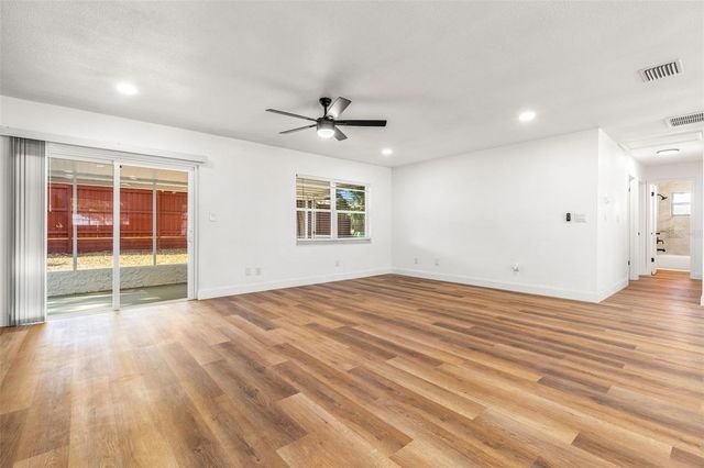 1514 STONEHAVEN WAY, Tarpon Springs, FL 34689