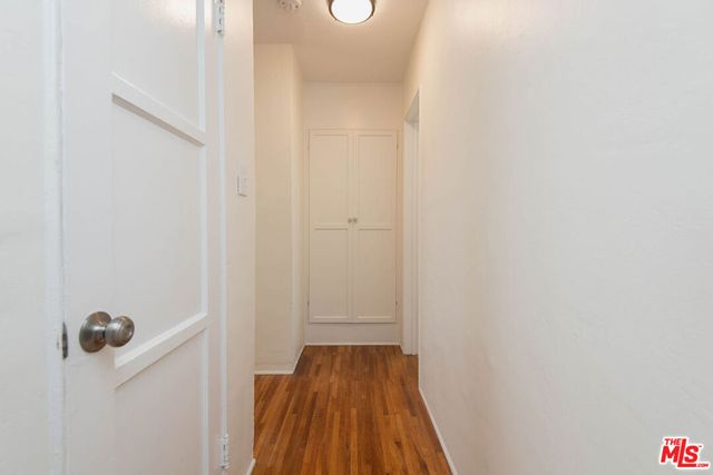 2594 Amherst Ave, Los Angeles, CA 90405