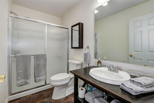 2706 N Skyview Lane, Ozark, MO 65721