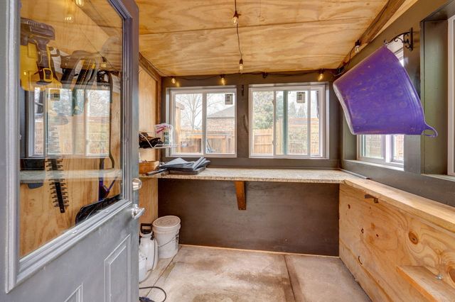 2706 N Skyview Lane, Ozark, MO 65721