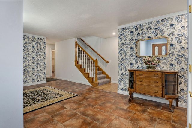 2706 N Skyview Lane, Ozark, MO 65721