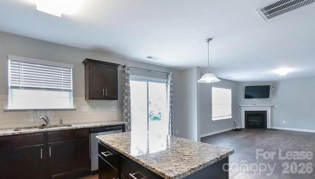 1525 Lilly Springs Place, Dallas, NC 28034