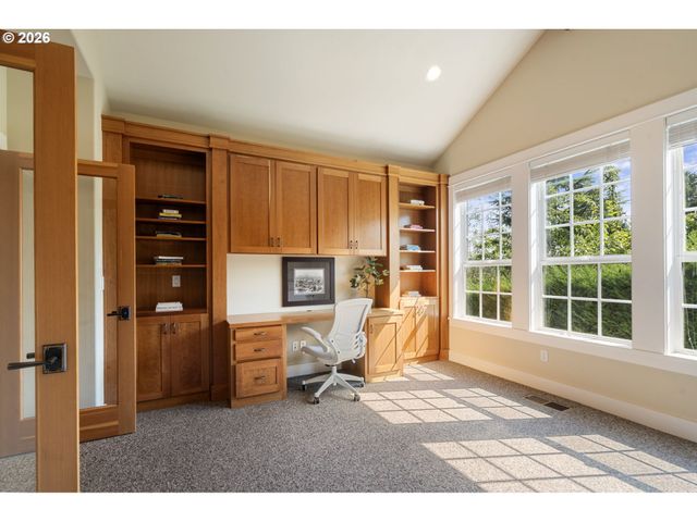 8676 Sw FAIR RIDGE Way, Portland, OR 97223
