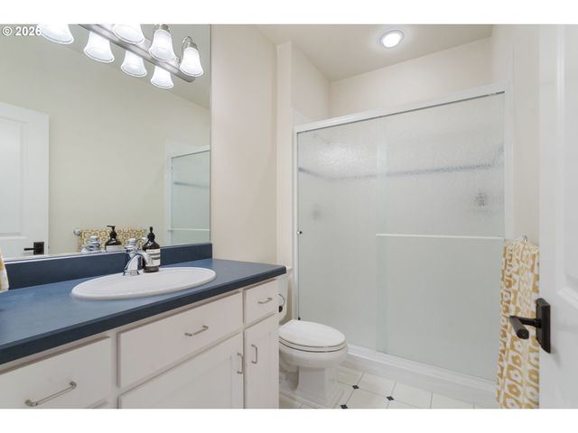 8676 Sw FAIR RIDGE Way, Portland, OR 97223