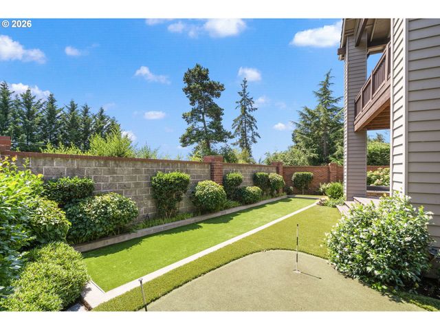 8676 Sw FAIR RIDGE Way, Portland, OR 97223