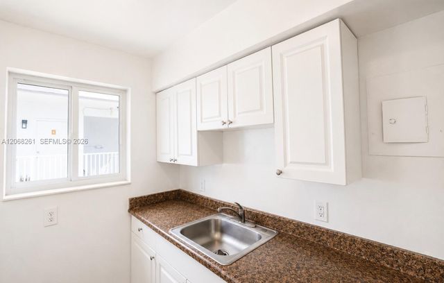 7721 Dickens Avenue 7, Miami Beach, FL 33141