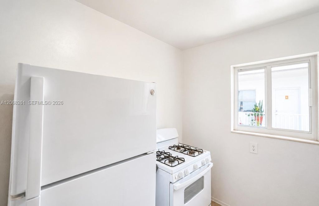 7721 Dickens Avenue 7, Miami Beach, FL 33141