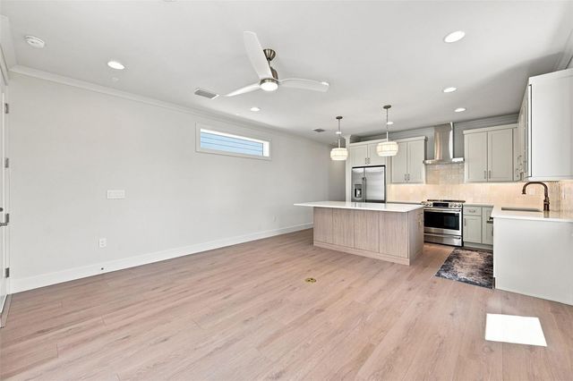 19101 GULF BOULEVARD, Indian Shores, FL 33785