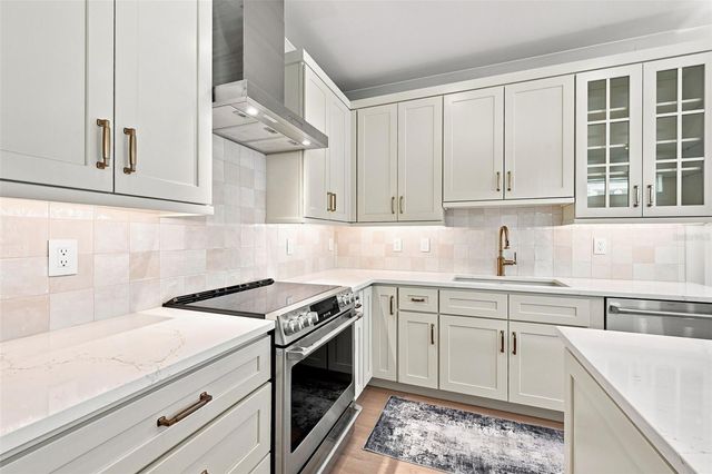 19101 GULF BOULEVARD, Indian Shores, FL 33785