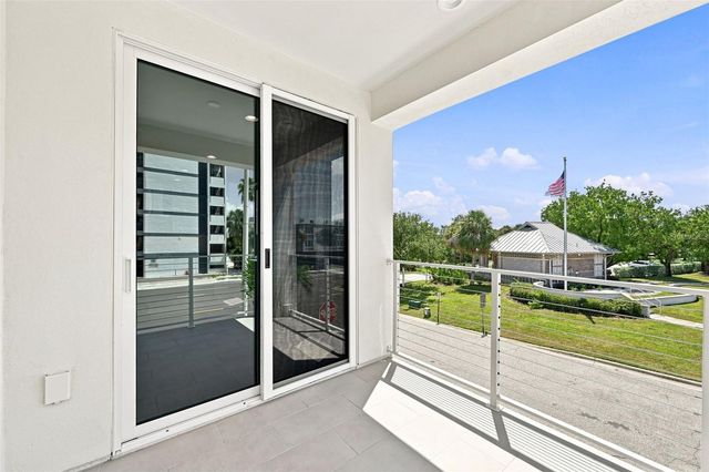 19101 GULF BOULEVARD, Indian Shores, FL 33785