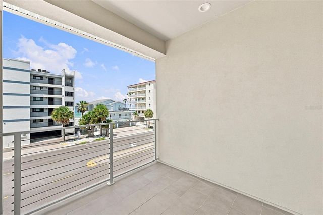 19101 GULF BOULEVARD, Indian Shores, FL 33785