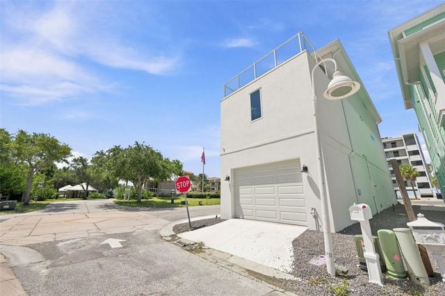19101 GULF BOULEVARD, Indian Shores, FL 33785