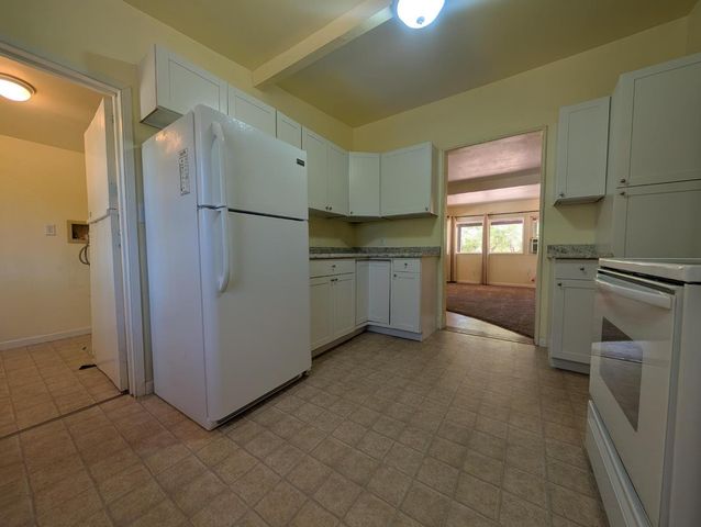 8486 Center St, Mokelumne Hill, CA 95245