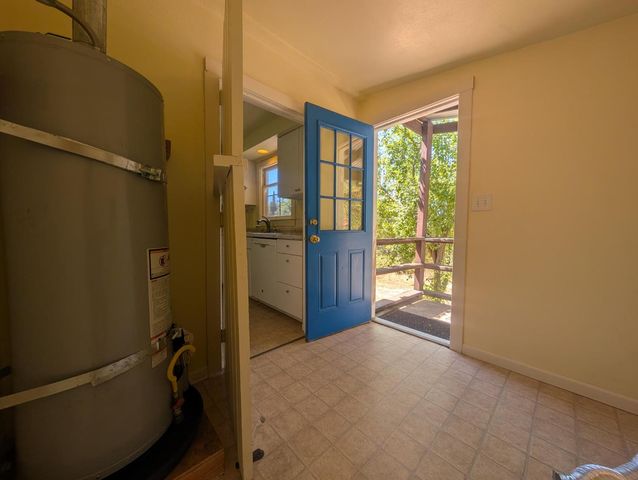 8486 Center St, Mokelumne Hill, CA 95245