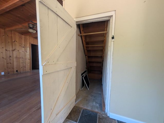 8486 Center St, Mokelumne Hill, CA 95245