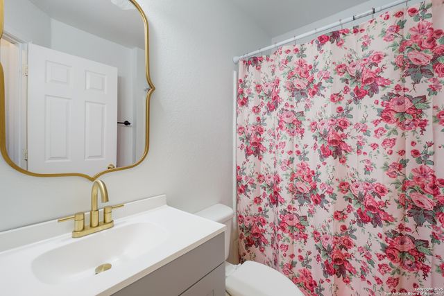 10403 Alsfeld, Helotes, TX 78023